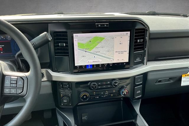 2026 Ford F-250 Super Duty XLT - Photo 6