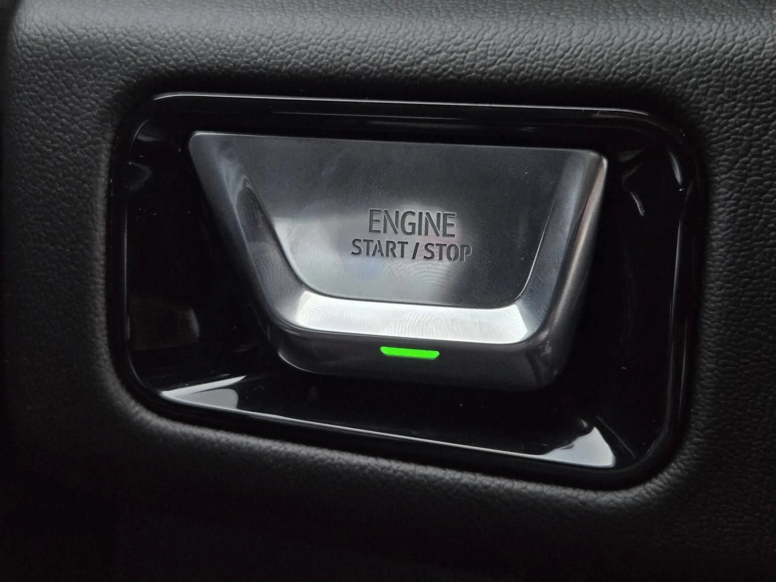 2026 GMC Yukon XL Denali - Photo 16