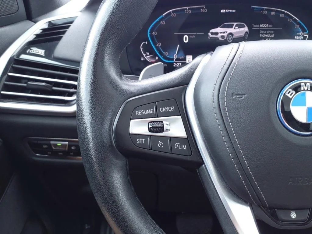 Used 2023 White BMW xDrive45e image 6