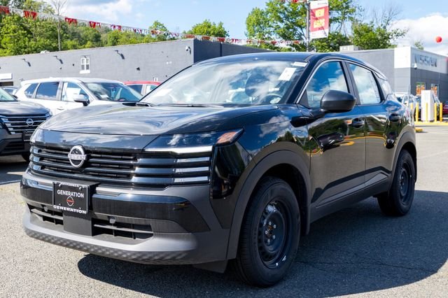 2025 Nissan Kicks S AWD