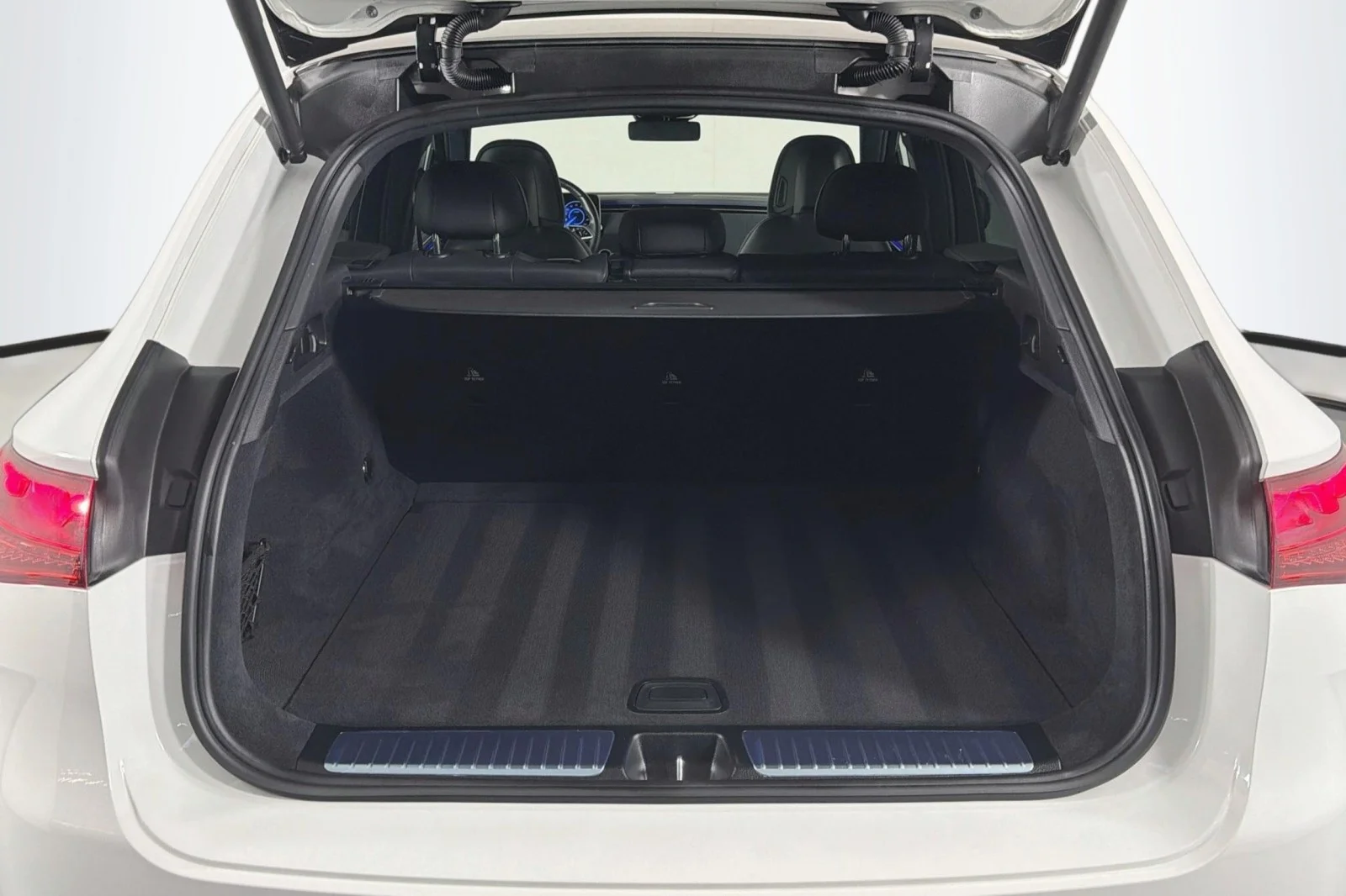 Certified Used 2024 Polar White Mercedes-Benz 350 image 24