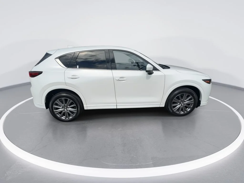 Used 2025 White Mazda 2.5 Turbo Signature image 9