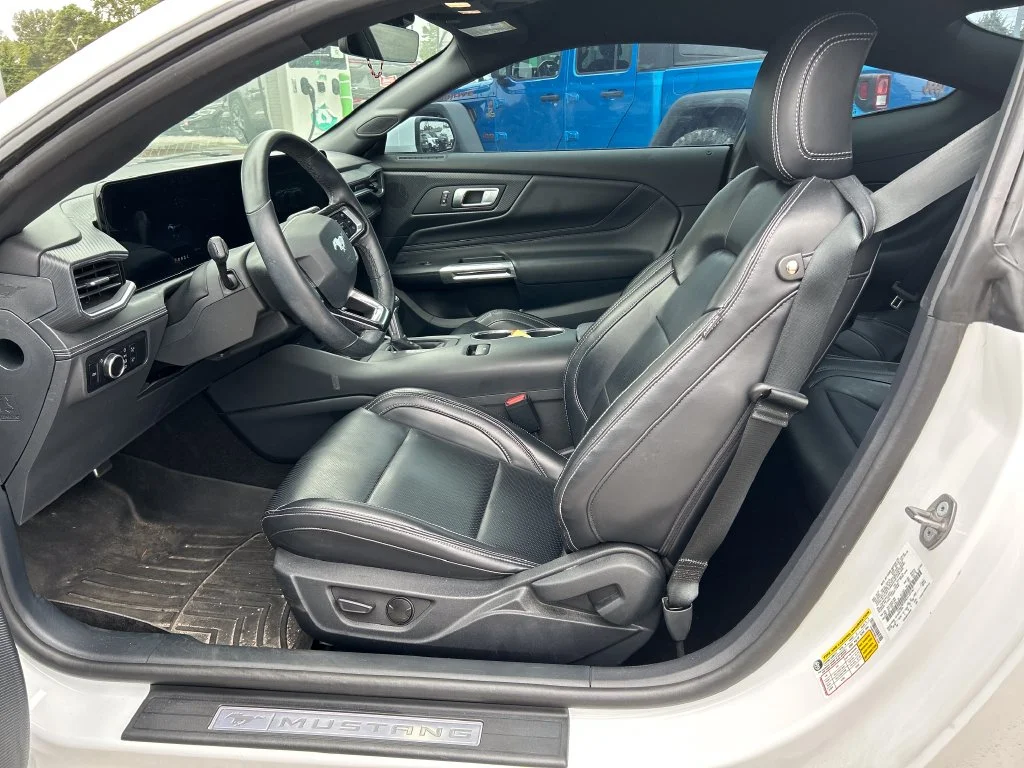 Used 2024 White Ford EcoBoost Premium image 10