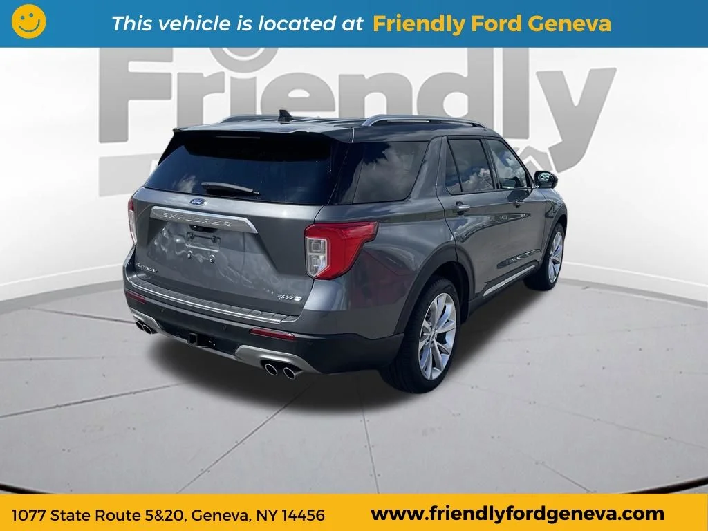 Used 2023 Gray Metallic Ford Platinum image 5