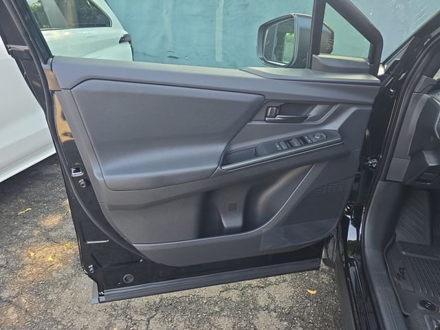 New 2026 Midnight Black Metallic Toyota XLE image 26