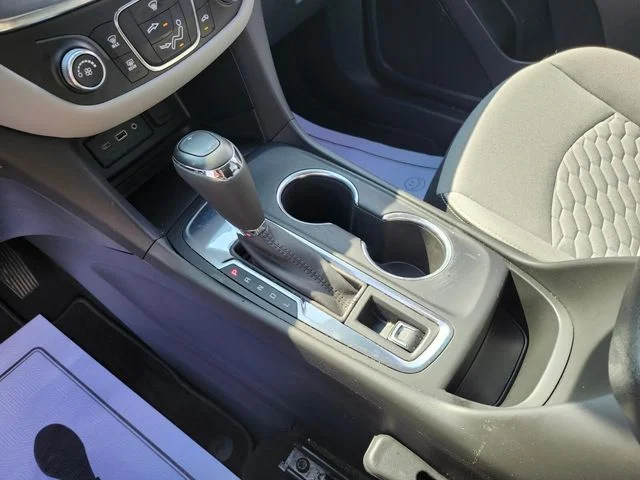 Used 2021 Blue Chevrolet LS image 32
