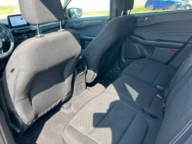 Used 2023 Gray Ford Active image 37