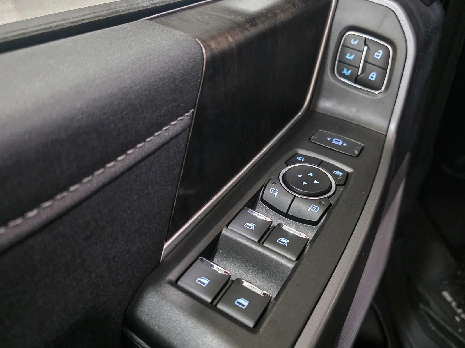 2026 Ford F-350 Super Duty Lariat - Photo 24