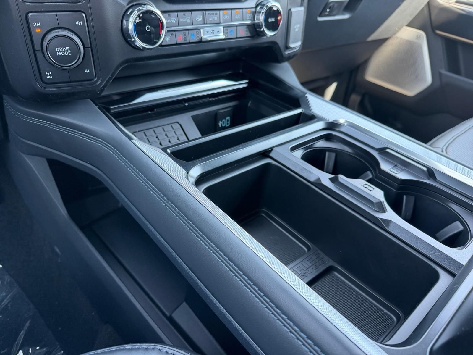 New 2026 Avalanche Ford F-250® Platinum® image 19