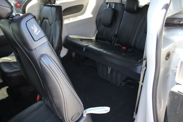 Used 2023 Silver Chrysler Touring L image 24
