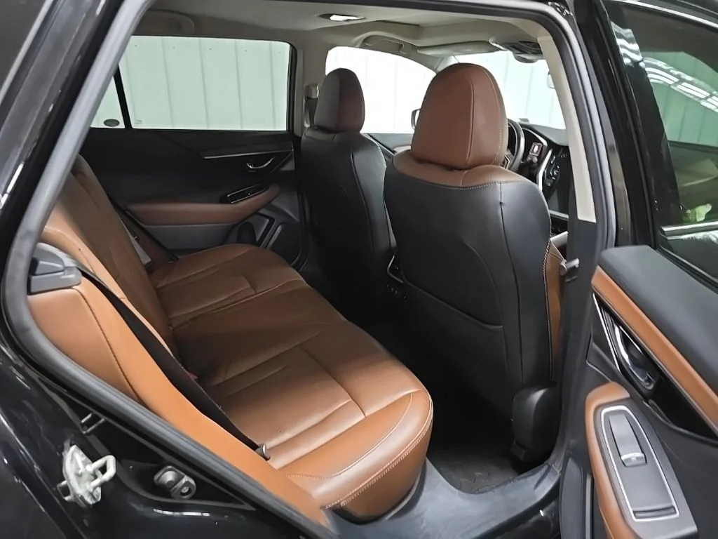Used 2021 Black Subaru Touring XT image 19