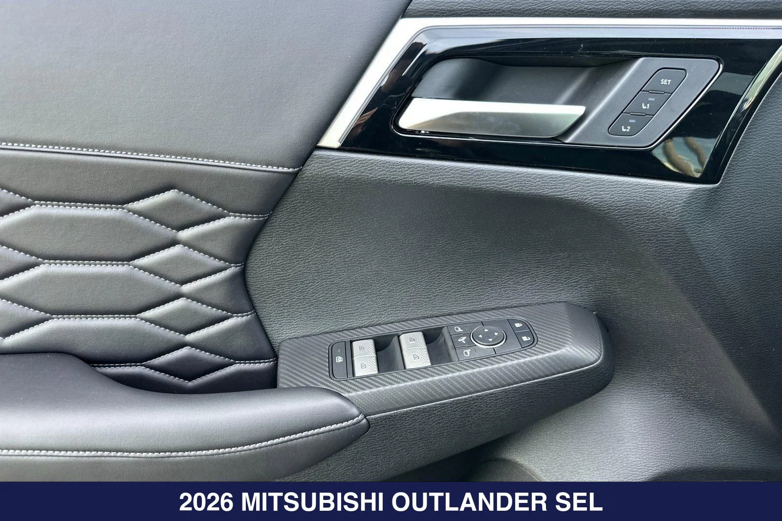2026 Mitsubishi Outlander SEL - Photo 11