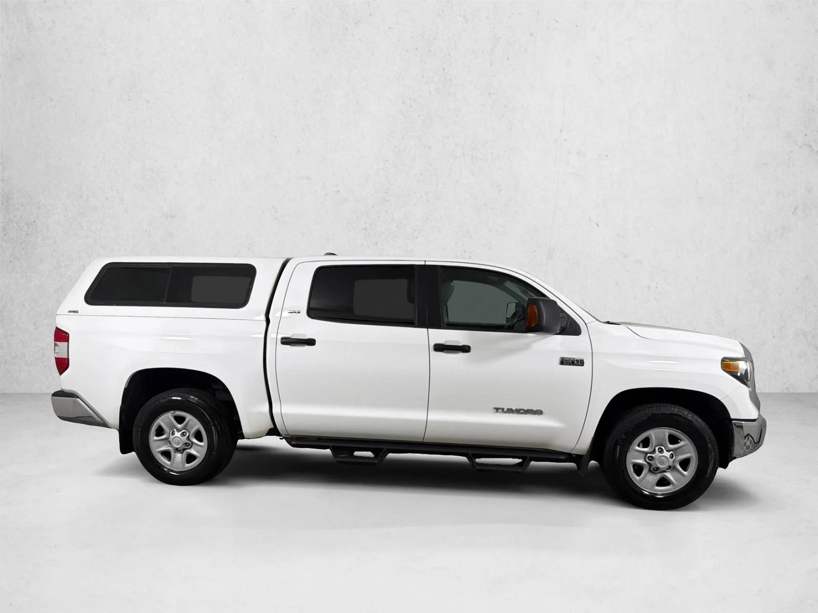 Used 2021 Super White Toyota SR5 image 2
