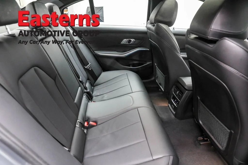 Used 2023 Gray BMW 330i image 22