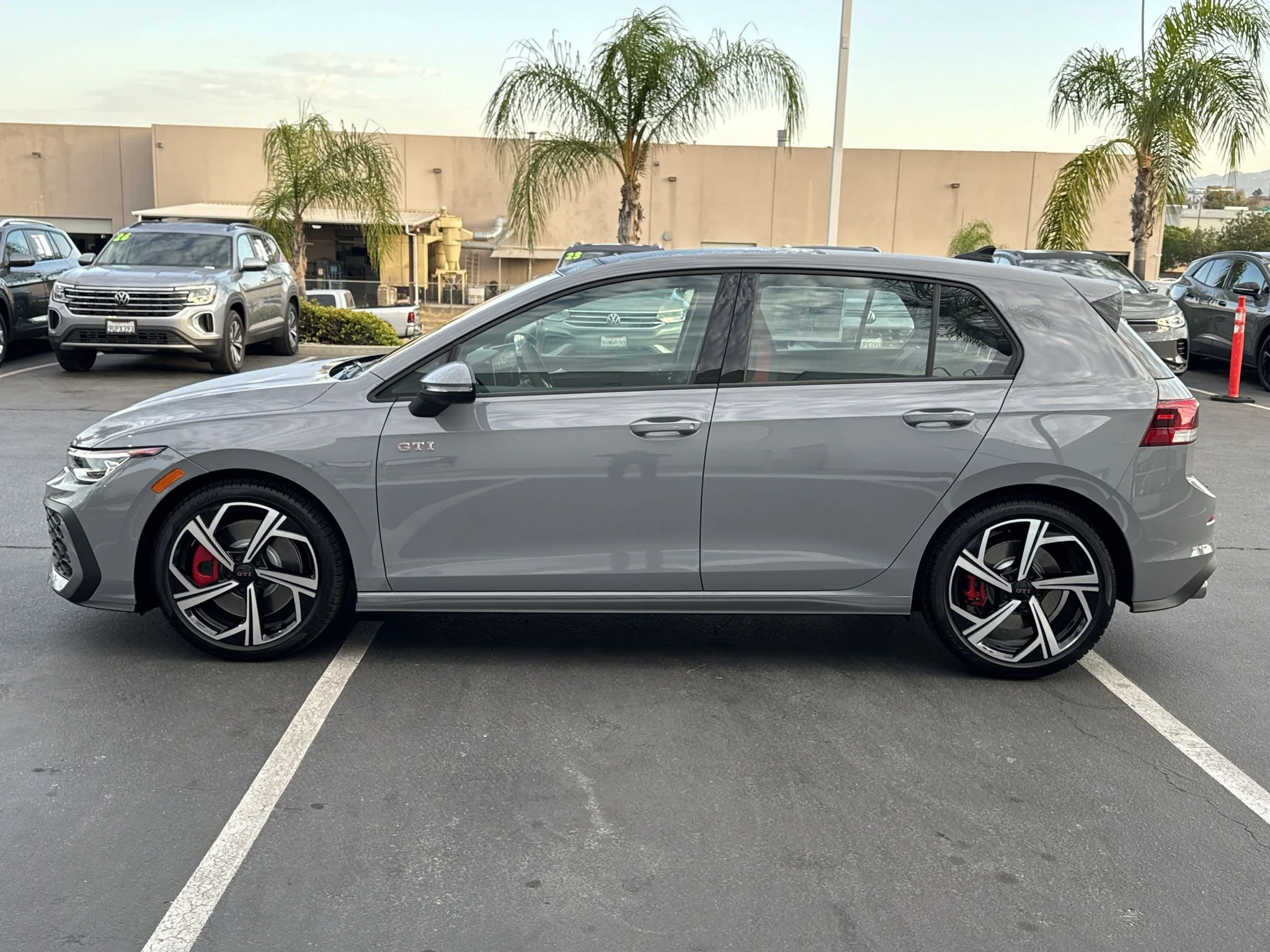 New 2026 Moonstone Gray Volkswagen SE image 4