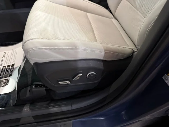 2026 Hyundai Santa Fe Limited - Photo 12