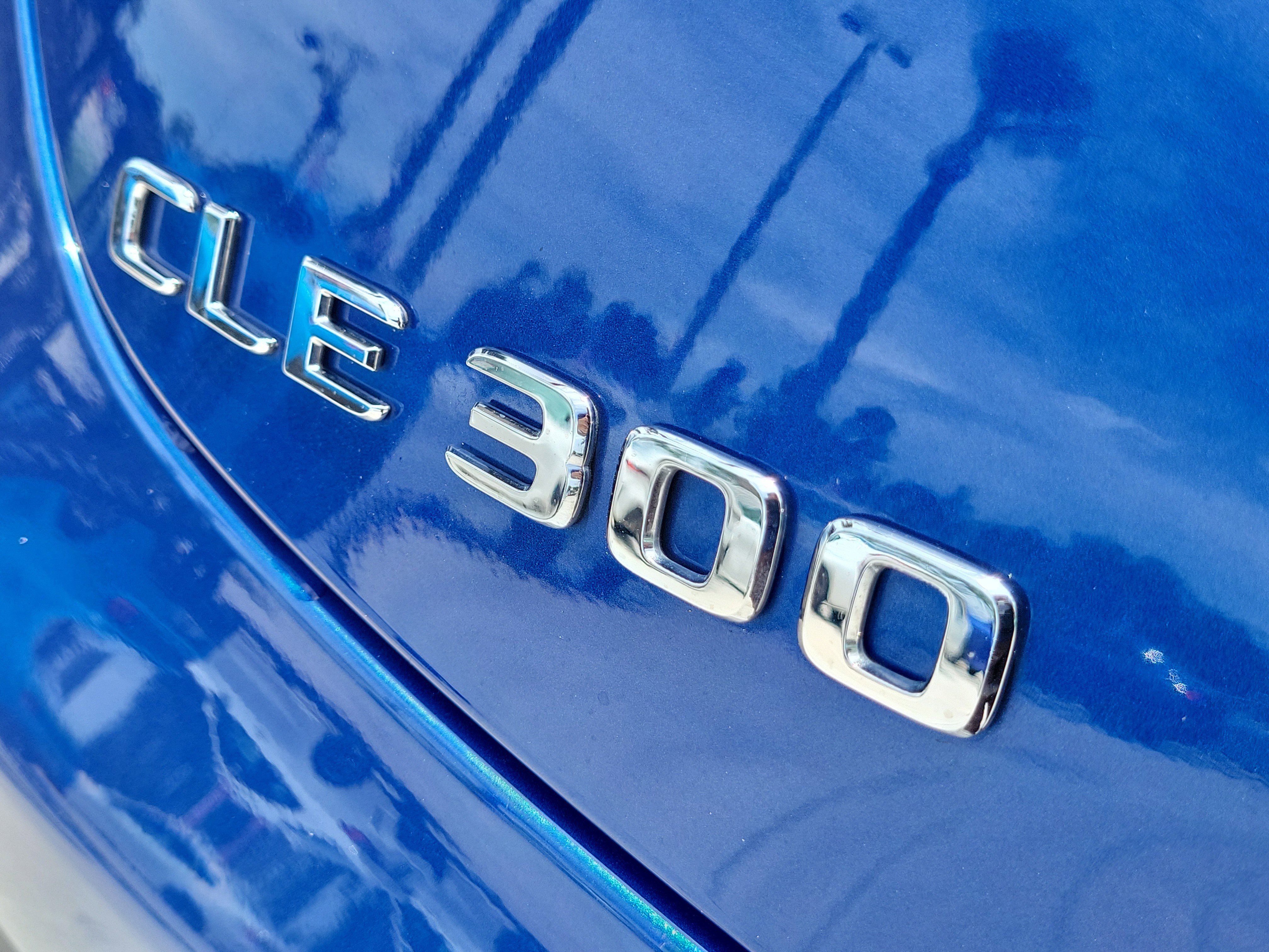 Used 2025 Starling Blue Metallic Mercedes-Benz CLE 300 image 13