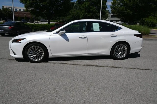 Certified Used 2021 EMINENT WHITE PEARL Lexus 350 Ultra Luxury image 10