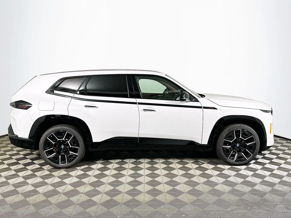 New 2026 White Metallic BMW Label image 4