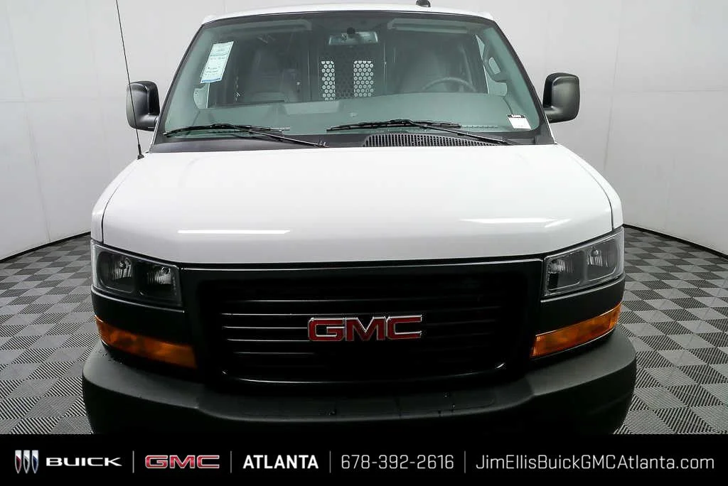New 2025 Summit White GMC Work Van image 29