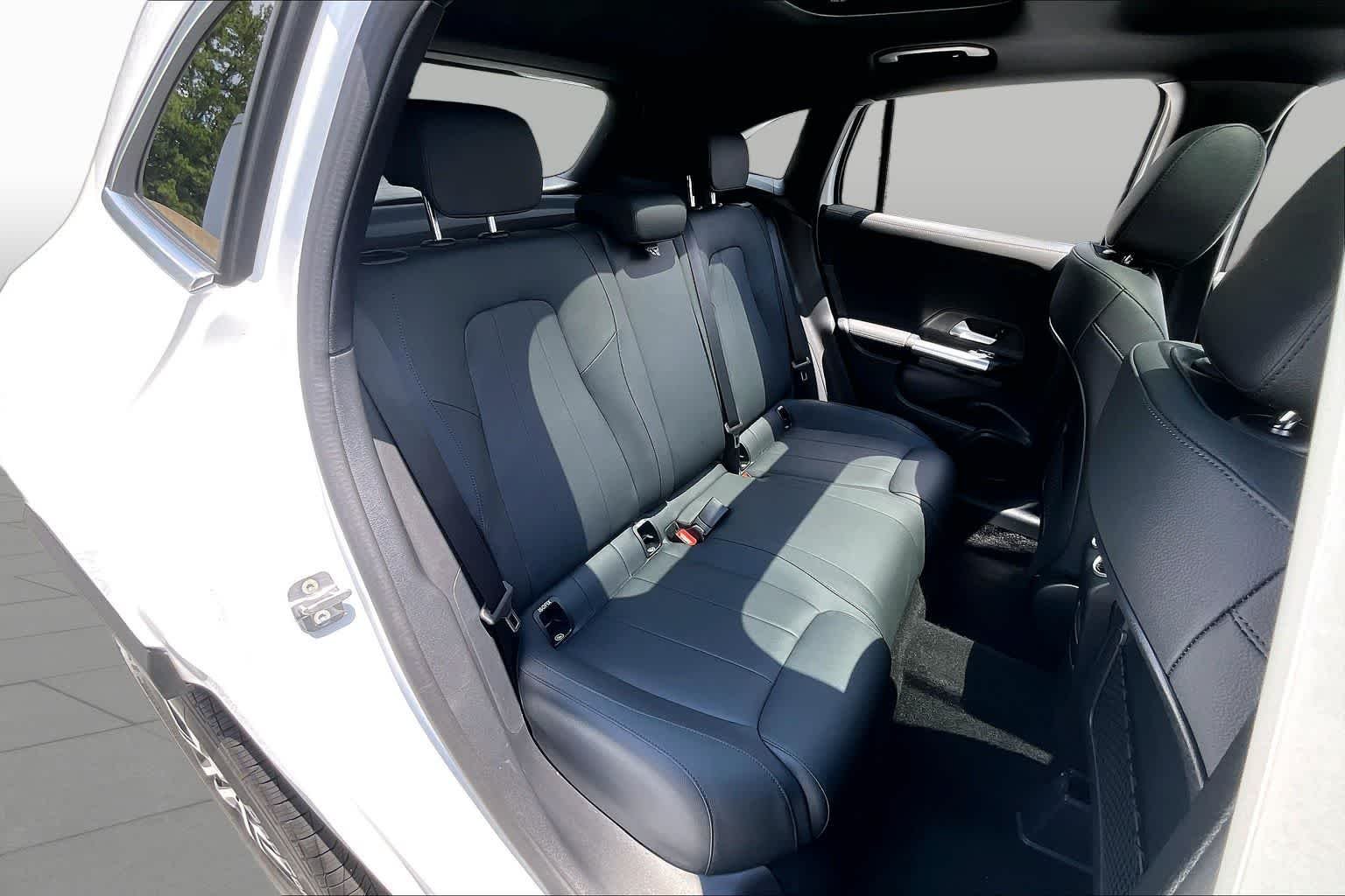 Used 2026 Polar White Mercedes-Benz GLA 250 image 20