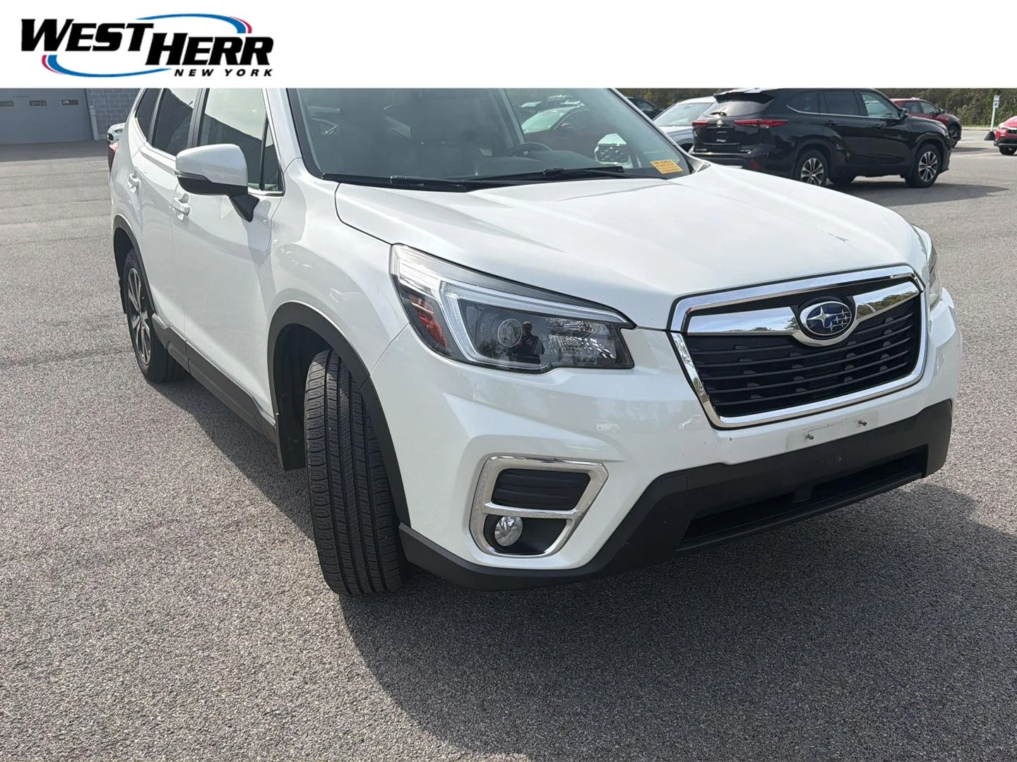 Used 2021 Crystal White Pearl Subaru Limited image 1