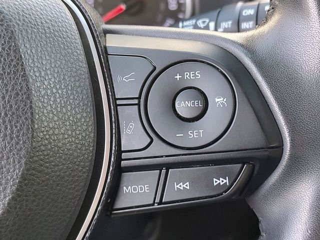 Used 2019 Gray Toyota XLE Premium image 20