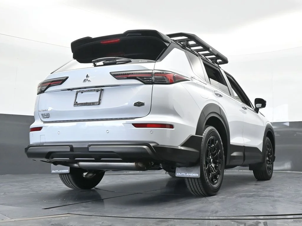 New 2026 White Mitsubishi Trail Edition image 68