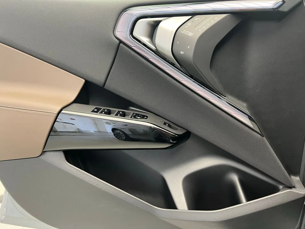 New 2026 Skyscraper Grey Metallic BMW 30 xDrive image 19