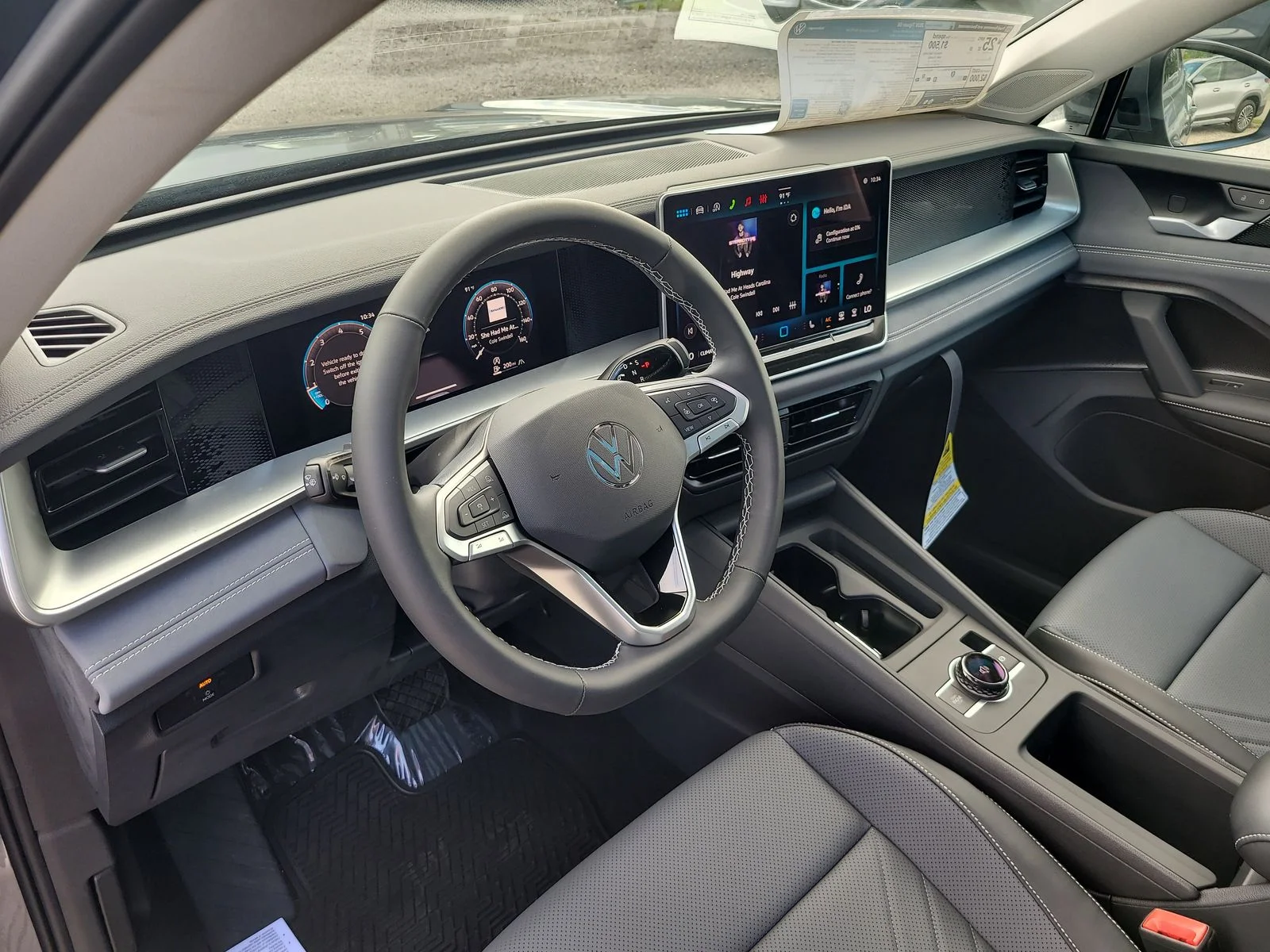 New 2026 Platinum Gray Metallic Volkswagen 2.0T SE image 18