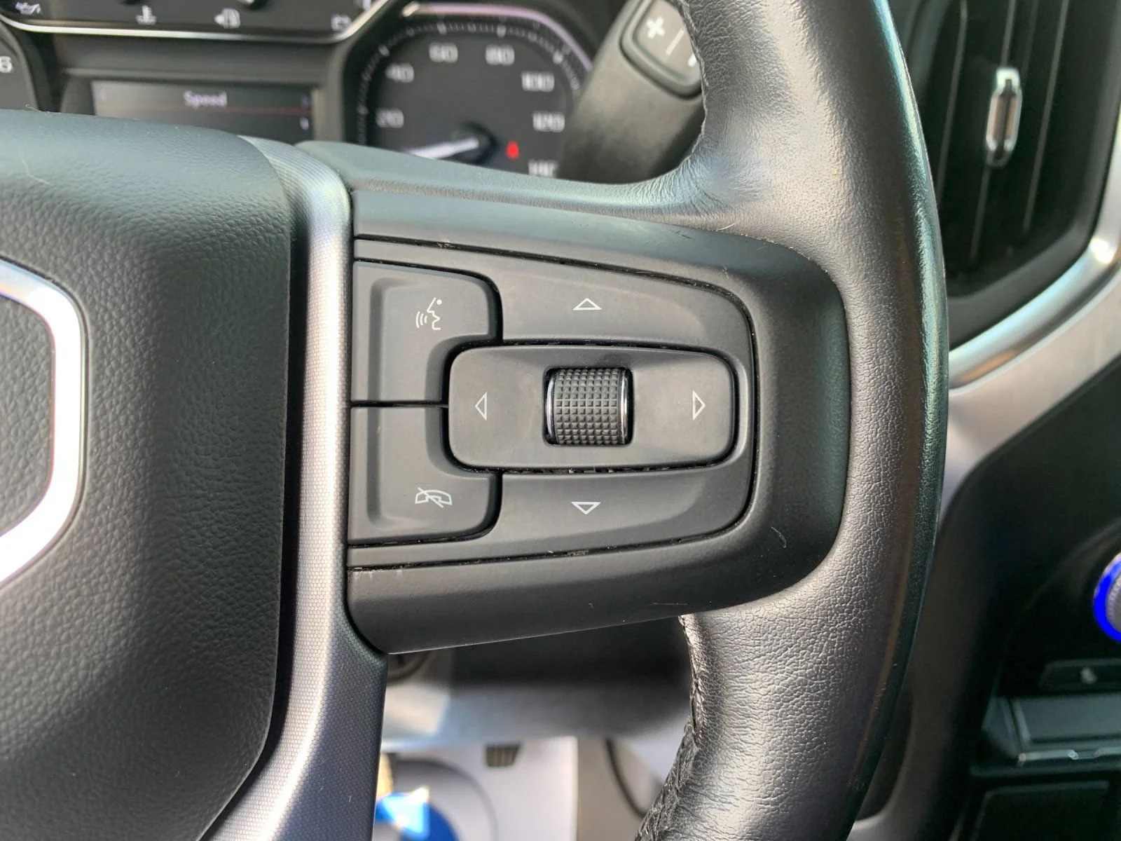 Used 2021 DARK SKY METALLIC GMC Elevation image 27