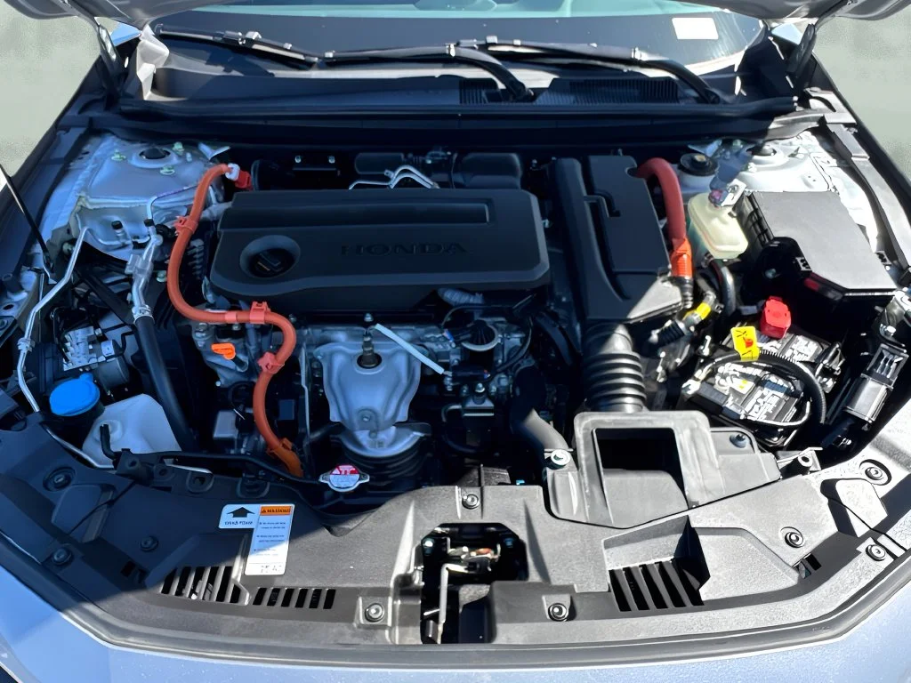 Used 2024 Silver Honda Sport-L image 32