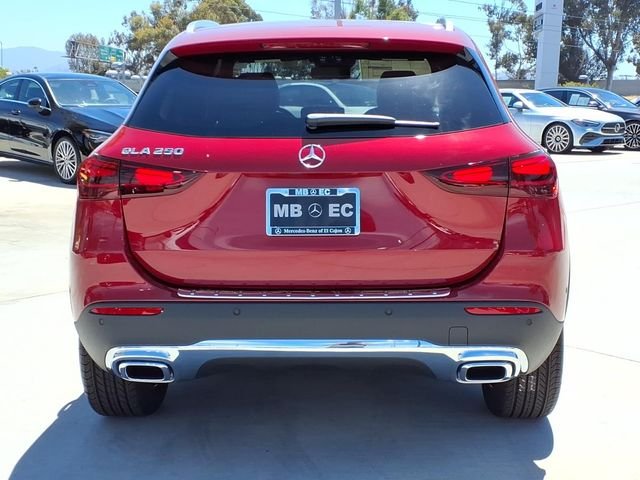 New 2026 Red Mercedes-Benz GLA 250 image 22