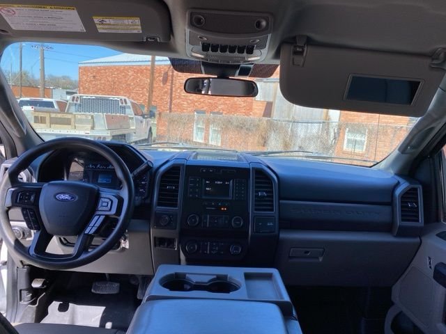 Used 2021 White Ford XL image 16