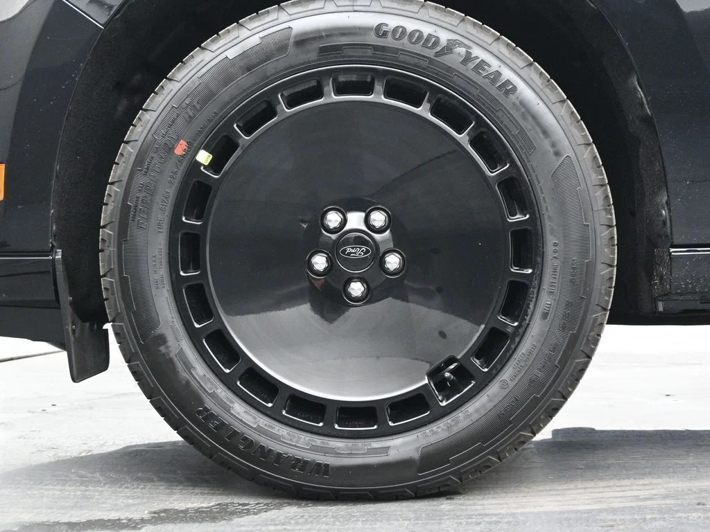 New 2025 Black Ford Lobo Standard image 52