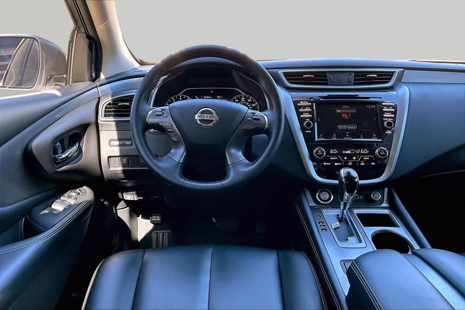 Used 2021 Pearl White Tricoat Nissan SV image 6