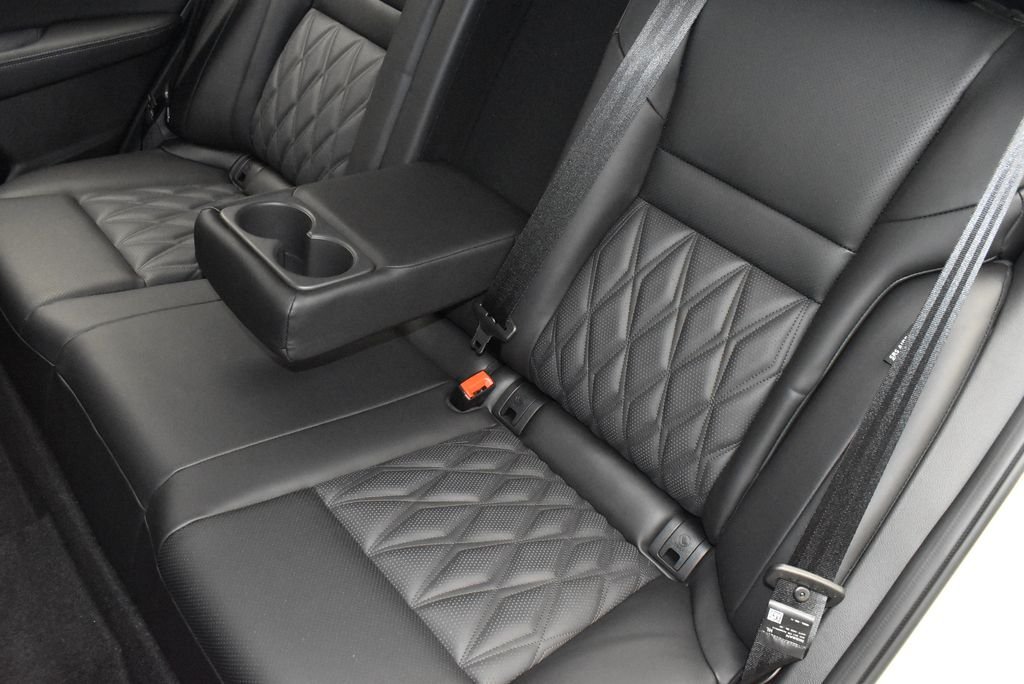 New 2026 Everest White Pearl TriCoat / Super Black Two-tone Nissan Platinum image 38