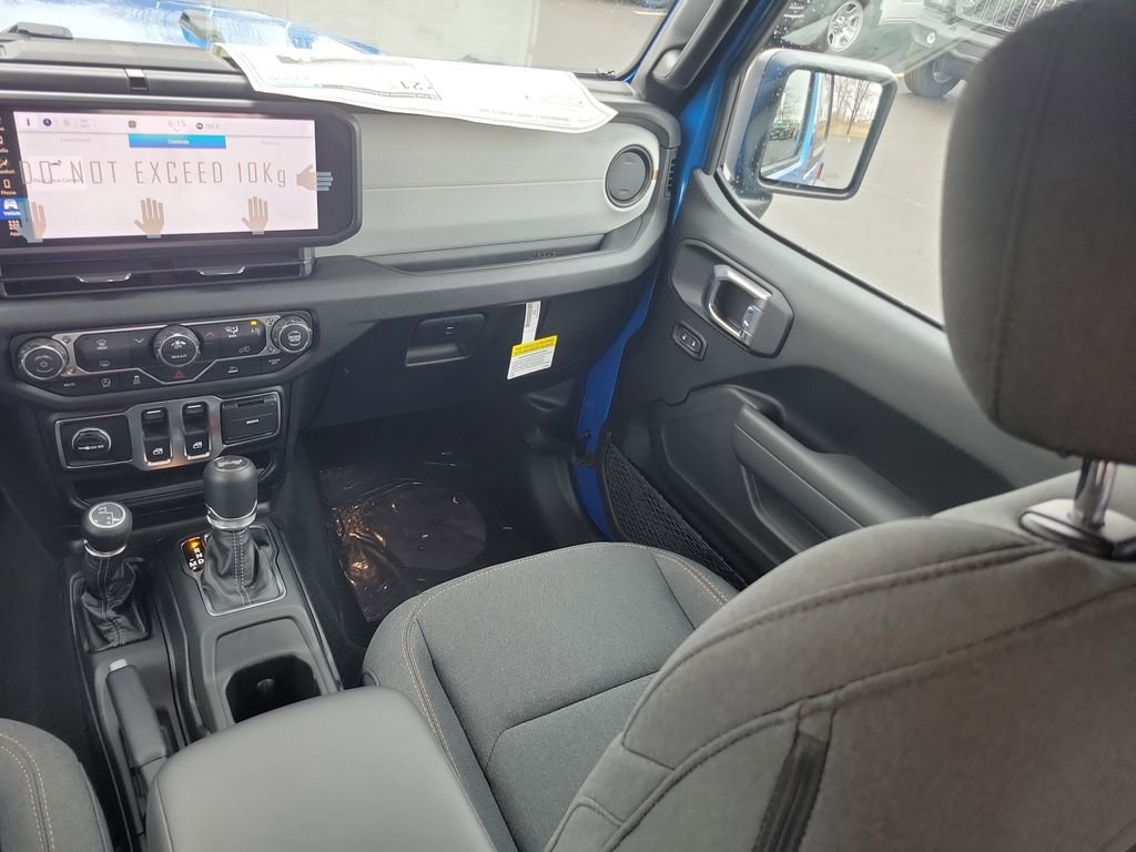 New 2026 Hydro Blue Pearlcoat Jeep Sport S image 25