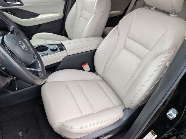Used 2023 Black Nissan SL image 14