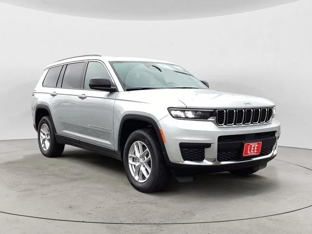 New 2026 Silver Jeep L LAREDO X 4X4 image 8