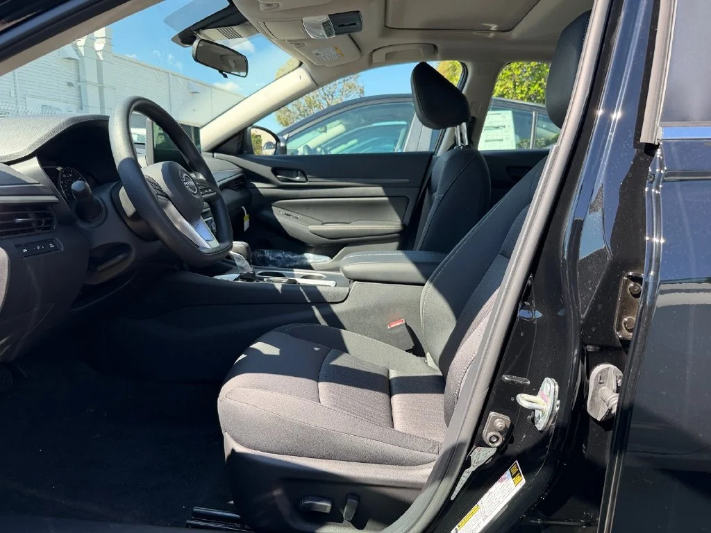 New 2026 Black Nissan 2.5 SV image 8
