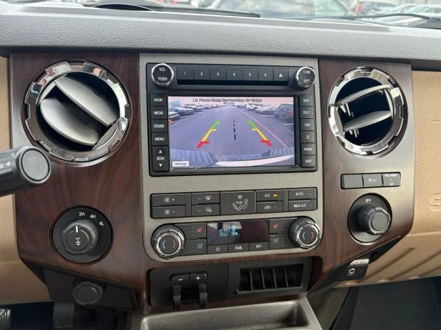 Used 2011  Ford Lariat image 15