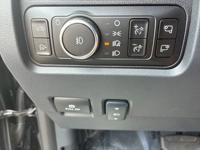 New 2026 Agate Black Metallic Ford F-250® Lariat® image 37