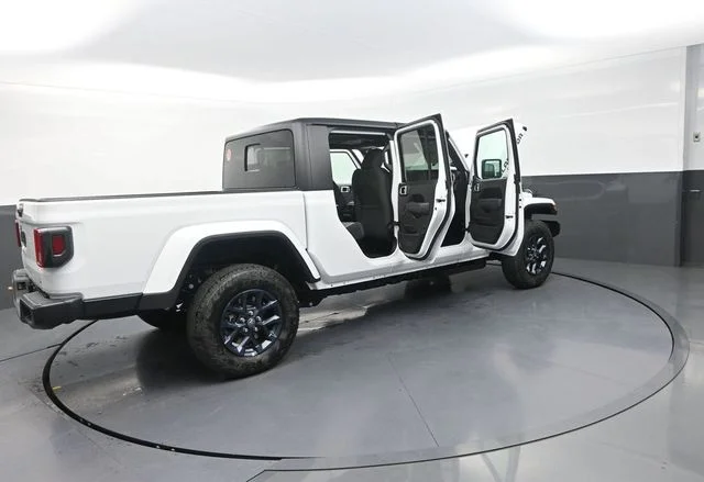 New 2026 Bright White Clear-Coat Exterior Paint Jeep 85th Anniversary Edition image 35