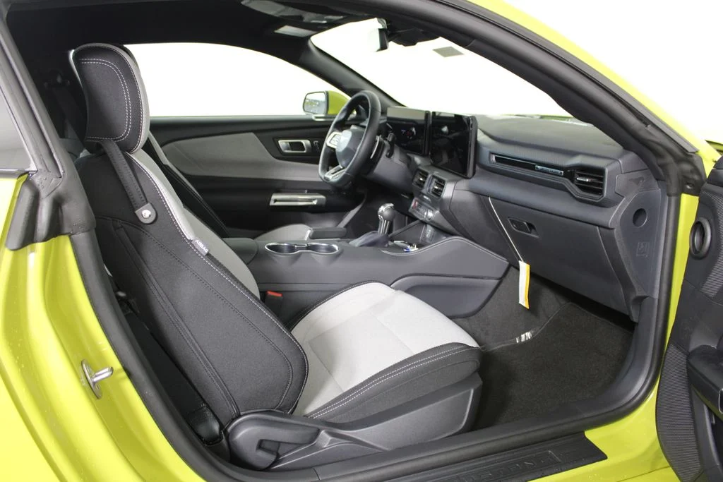 New 2025 Yellow Ford GT image 16