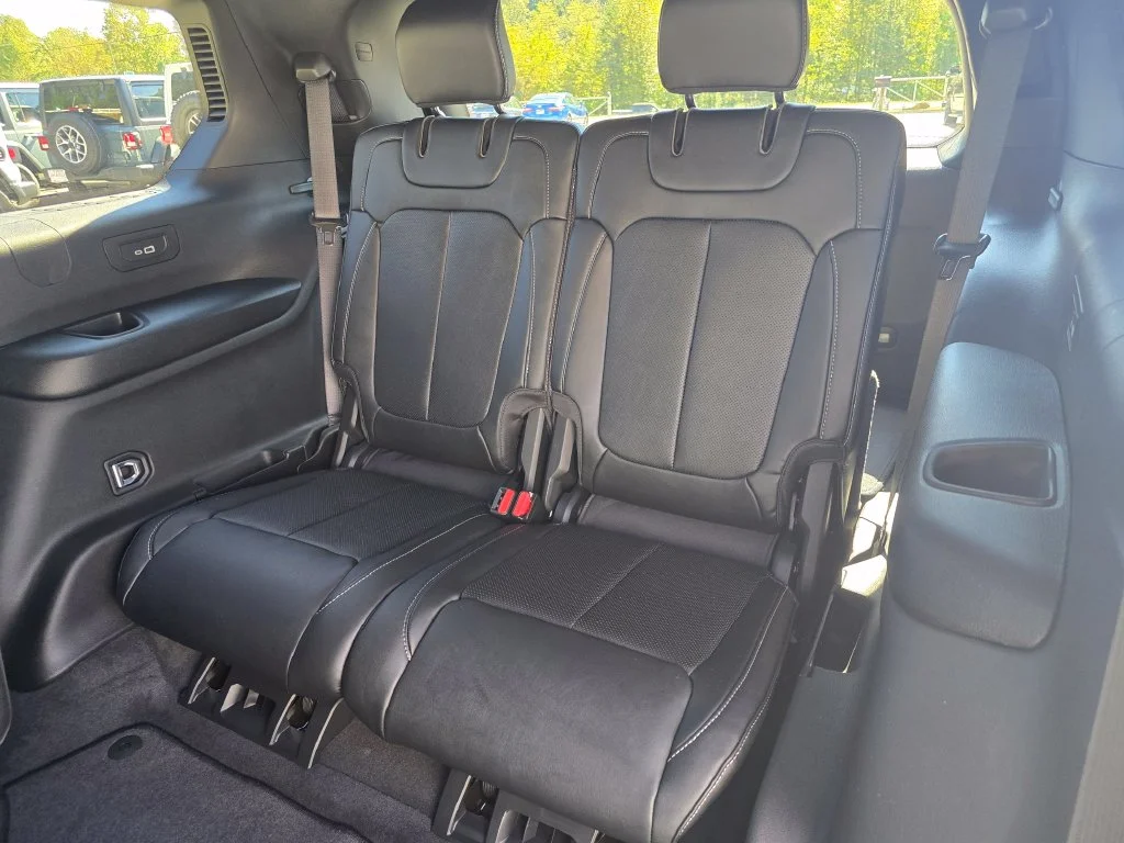 New 2027 Gray Jeep Limited Reserve image 12