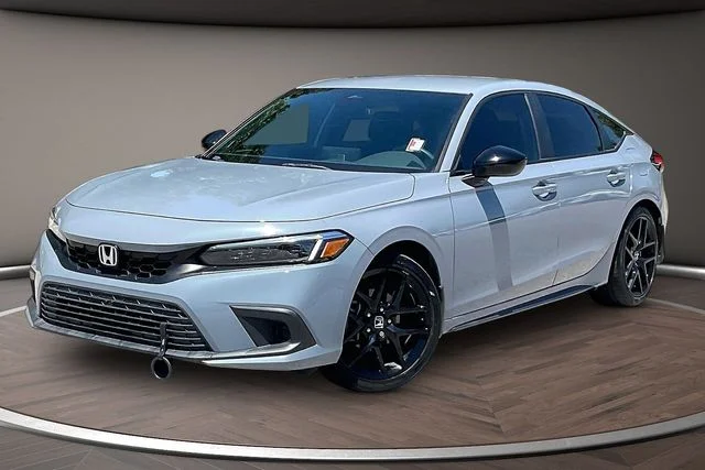 2024 Honda Civic Sport CVT's photo