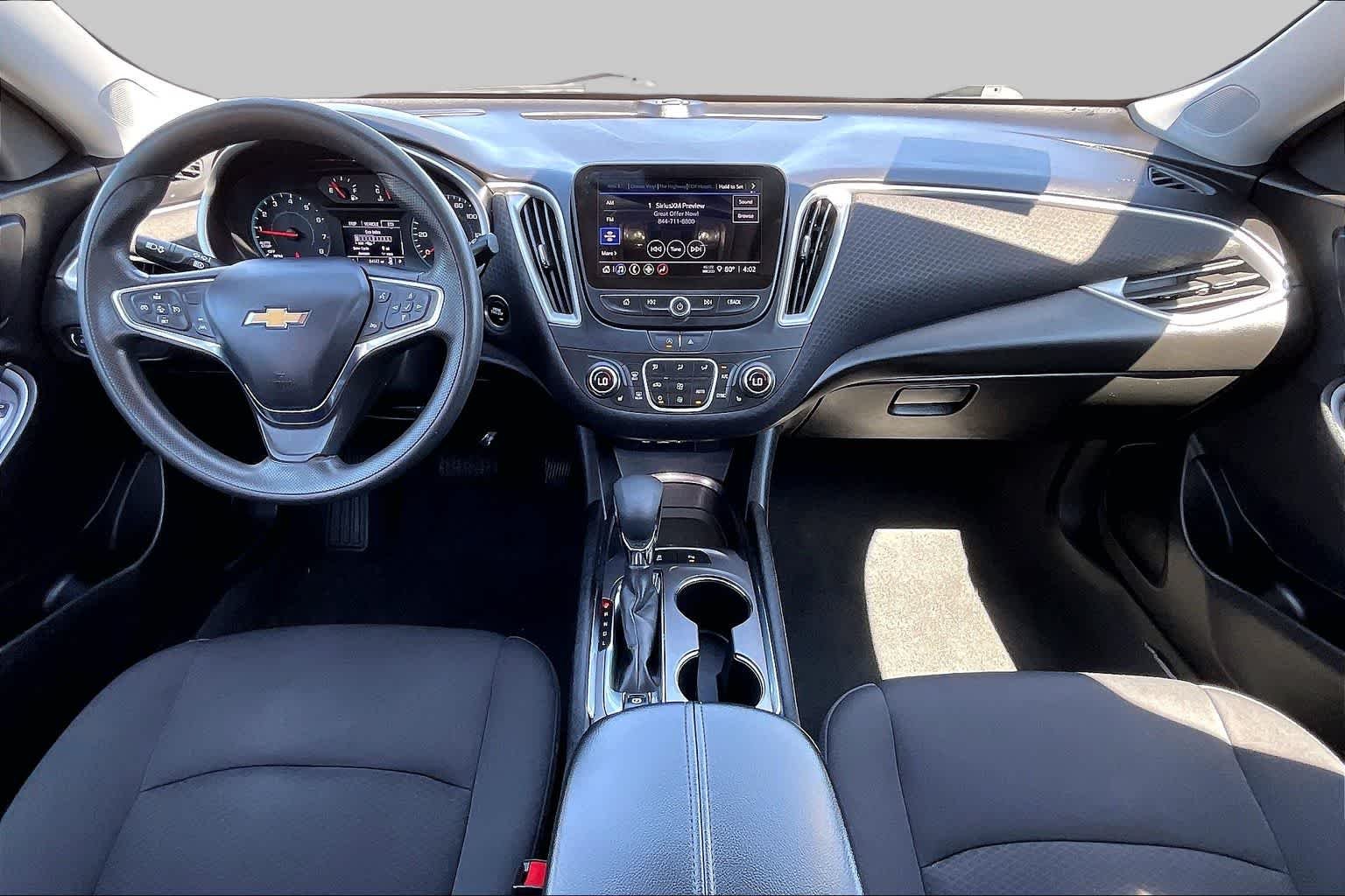Used 2024 Summit White Chevrolet LT image 16