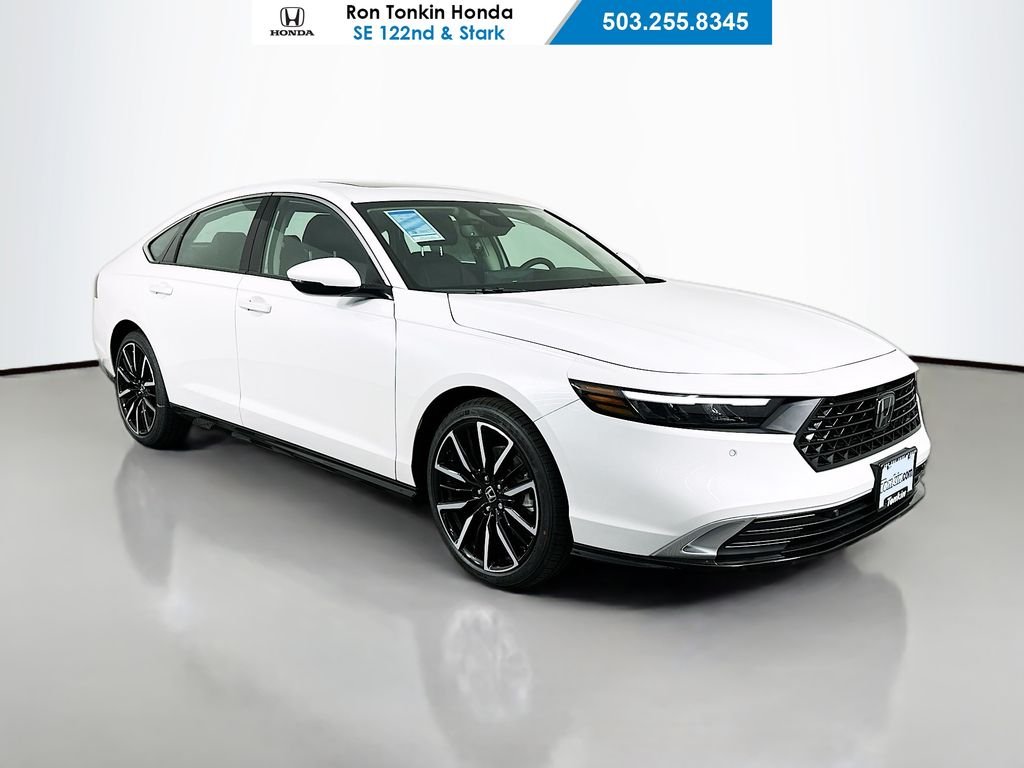 2026 Honda Accord Hybrid Touring's photo
