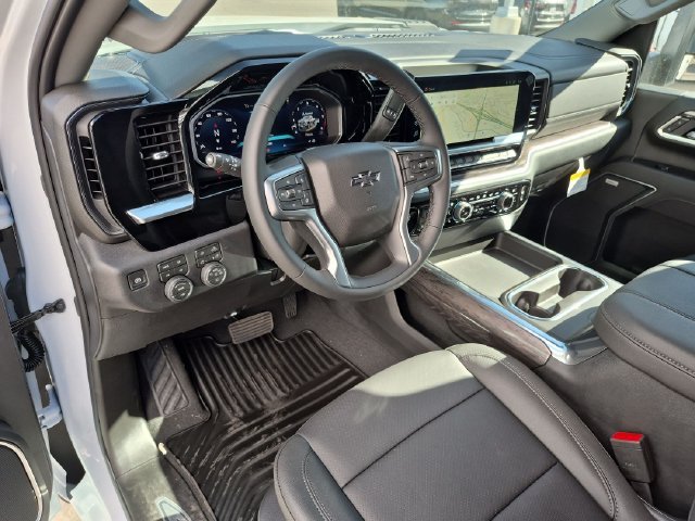 2026 Chevrolet Silverado 3500HD LTZ - Photo 10